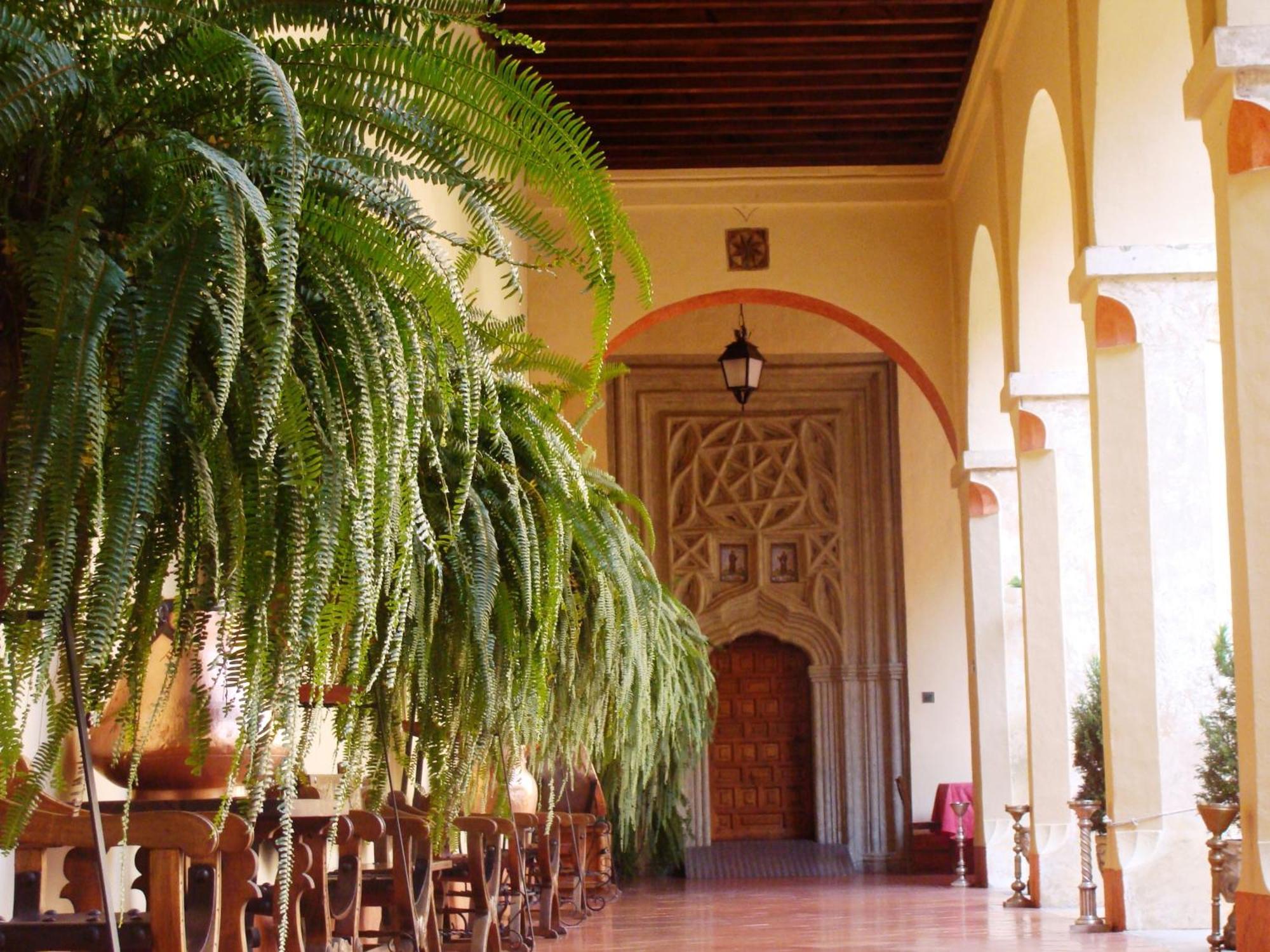 Hospederia Del Real Monasterio Hotel Guadalupe Kültér fotó