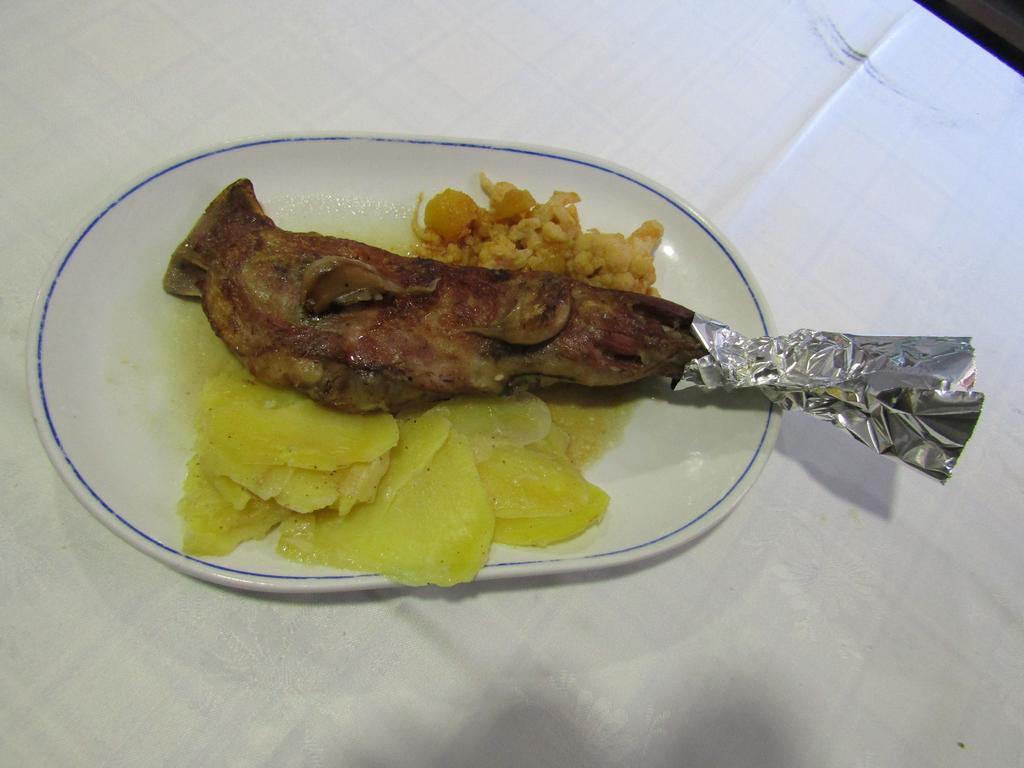 Hospederia Del Real Monasterio Hotel Guadalupe Kültér fotó