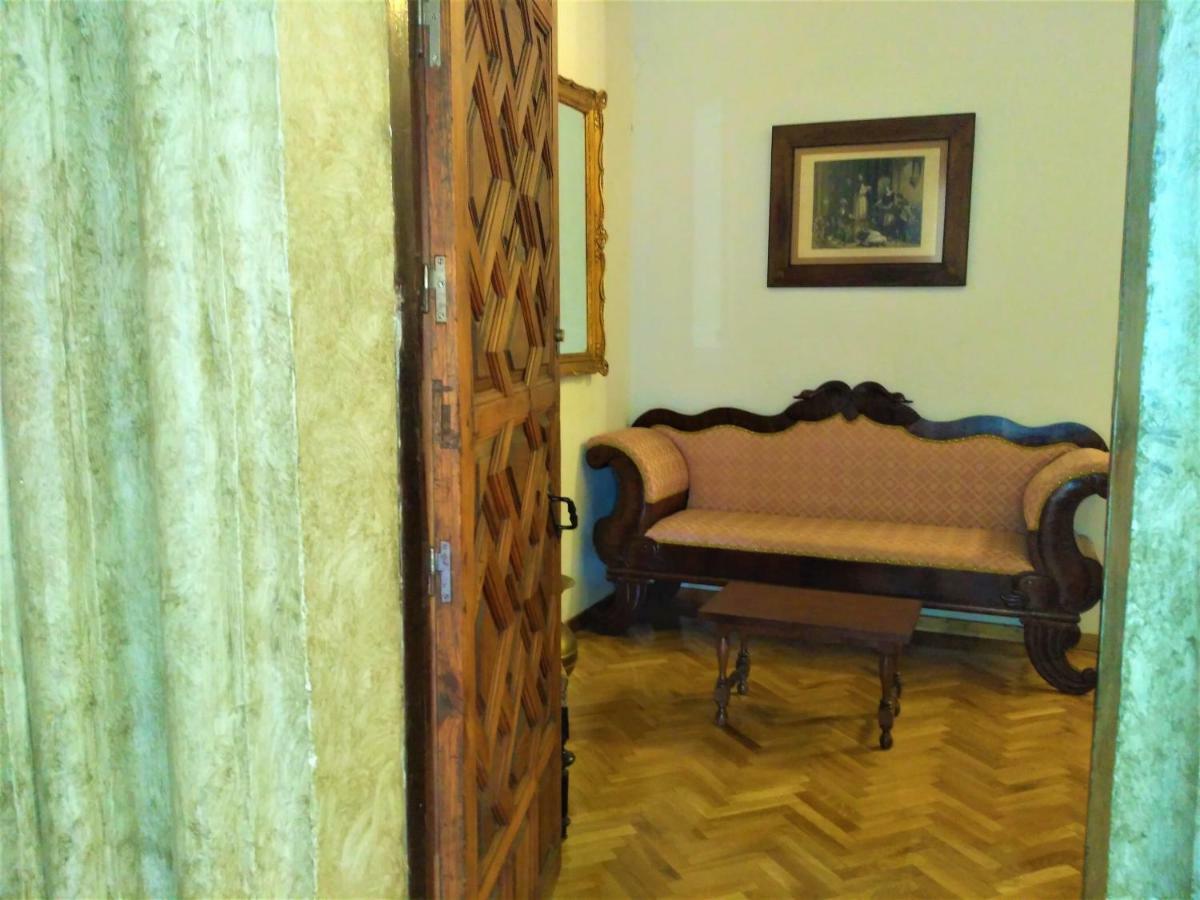 Hospederia Del Real Monasterio Hotel Guadalupe Kültér fotó